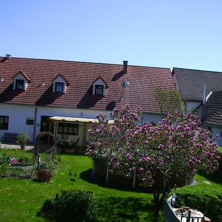 Gaestehaus Brueckler Hotel Jennersdorf Ngoại thất bức ảnh