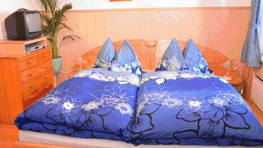 Gaestehaus Brueckler Hotel Jennersdorf Ngoại thất bức ảnh