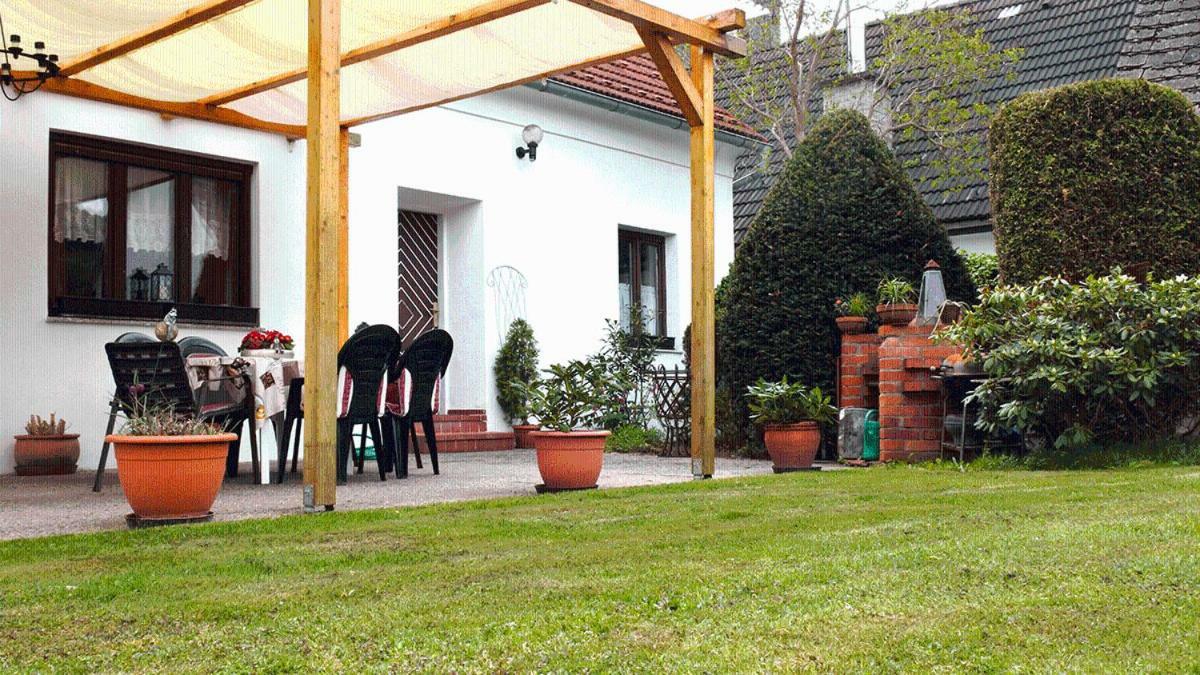 Gaestehaus Brueckler Hotel Jennersdorf Ngoại thất bức ảnh